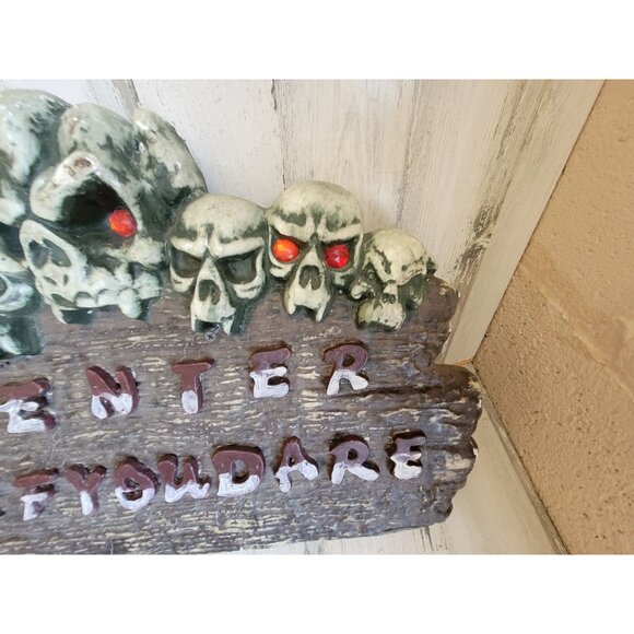 Foam skull AS IS enter if you dare Halloween sign prop home decor - Picture 8 of 13